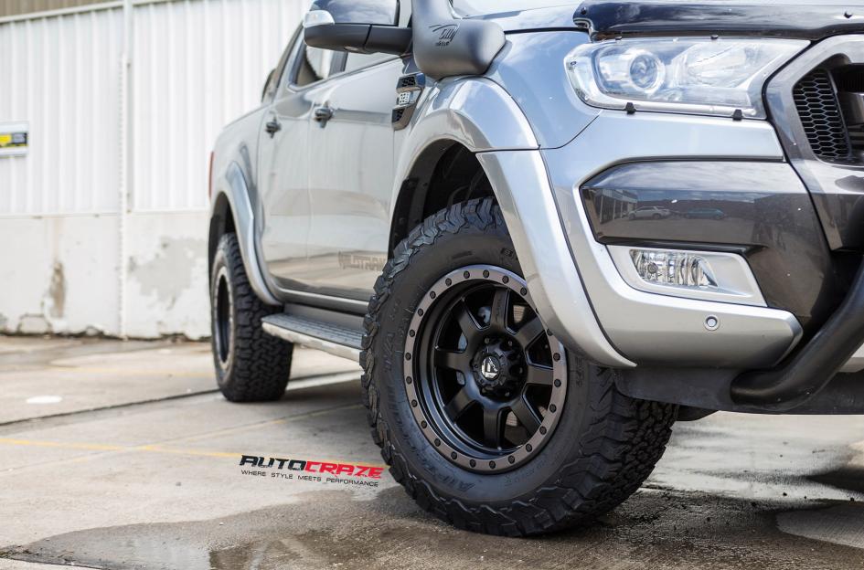 FORD-RANGER-TROPHY-MATTE-BLACK-WITH-ANTHRACITE-RING